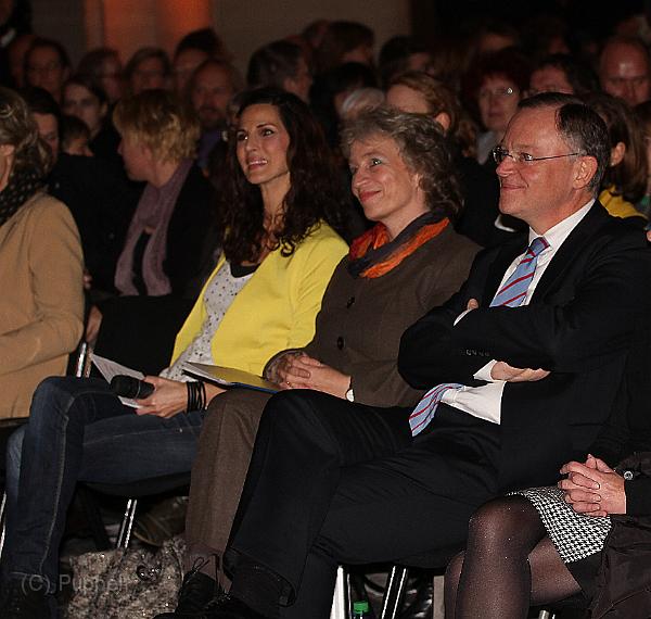 D-D4086---IMG_7975-5a aa.jpg